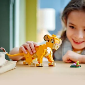 Disney Classic 43243 - Simba, le Bébé du Roi Lion, Jouet de Construction pour Enfants, Figurine à Construire, Jouet d'Activité et de Développement