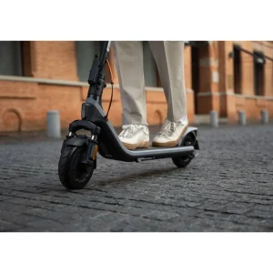 Trottinette électrique Ninebot E2 Plus II E Powered